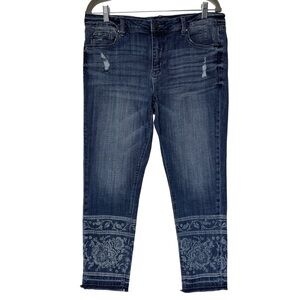 {Laurie Felt} "Classic Printed Stiletto" Ankle Length Straight Leg Raw Hem Jeans